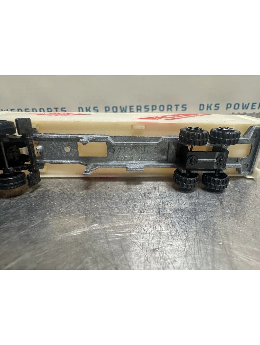 Diecast YatmIng Ace Hardware Tractor & Trailer Diecast Hong Kong 631214